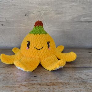 🍌 Peluche Banane au Crochet en Laine Chenille – Création Artisanale Toute Douce