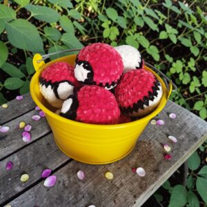 🔴⚪ Pokéball au Crochet en Laine Chenille ✨