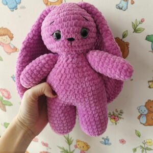 🌸🐰 Lapin Rose au Crochet en Laine Chenille – Peluche Artisanale Toute Douce