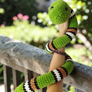 🐍 Peluche Serpent au Crochet en Laine Chenille 💚